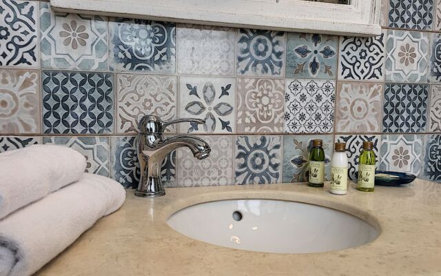 French Riviera Prestige by Nestor&Jeeves