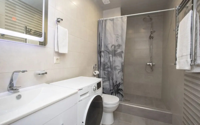 Stay Inn on Yekmalyan St