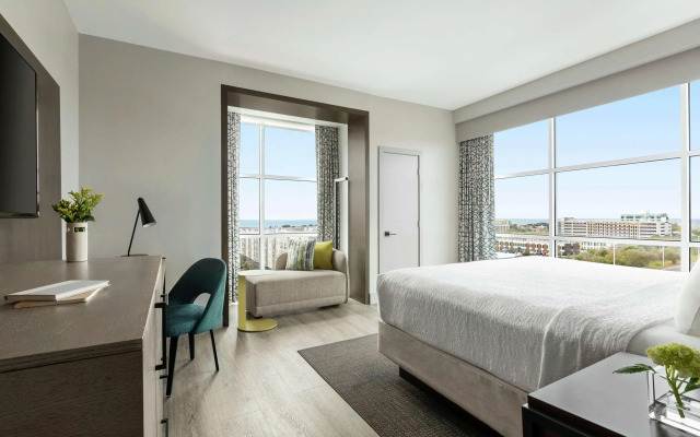 Hotel Alba, Tapestry Collection by Hilton