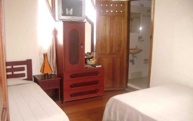 Hotel Alcayata Colonial