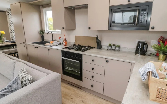 Plot 18 Meadow View