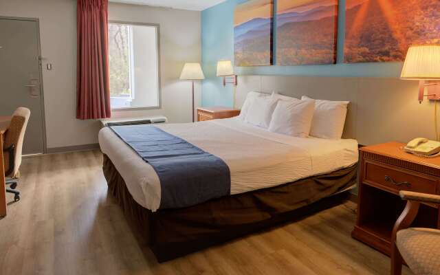 Days Inn by Wyndham Harriman