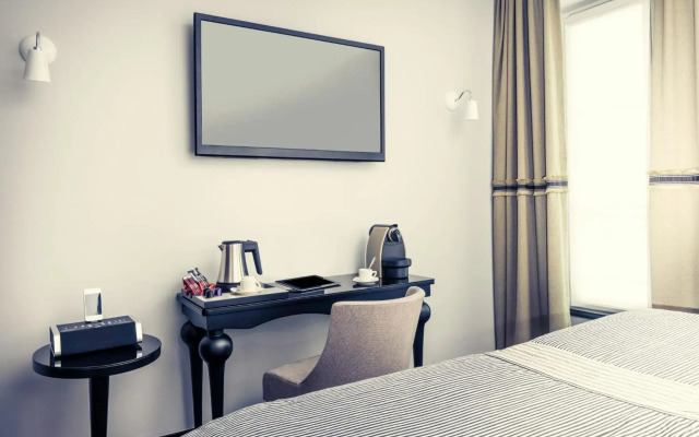 Mercure Paris Arc de Triomphe Wagram