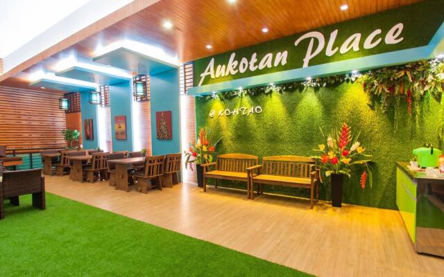 Aukotan Place Hotel