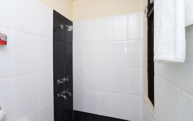 OYO 12477 DLF Phase 2