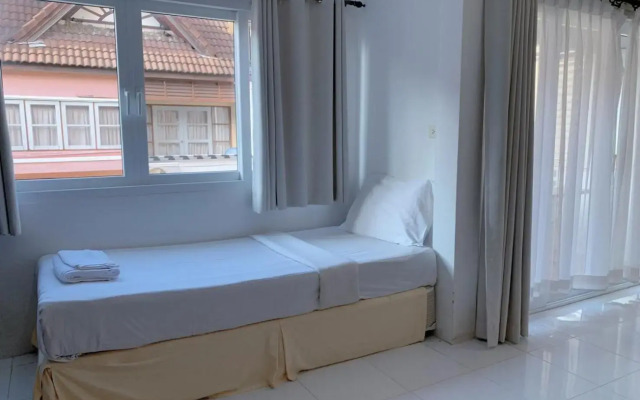 Sunshine Guest House