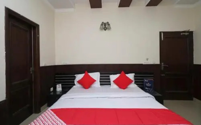 Hotel Abinashi by OYO Rooms