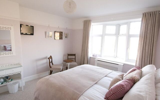 The Cove Guest House