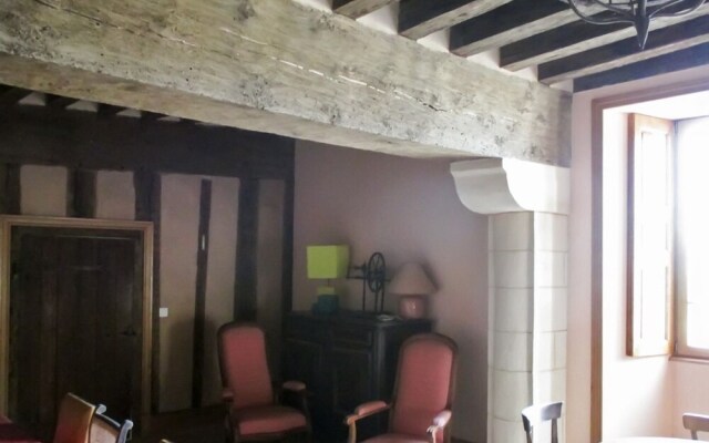 Mansion With 4 Bedrooms in Moussy, With Enclosed Garden