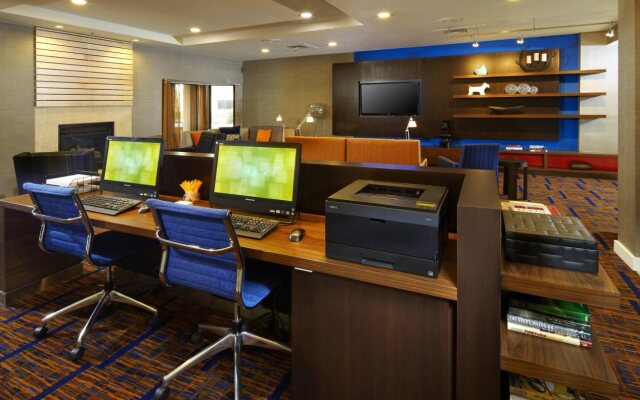 Courtyard by Marriott Columbus Airport