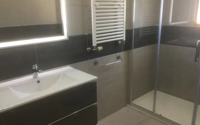 Beautiful 4-Bed det villa private pool sea views