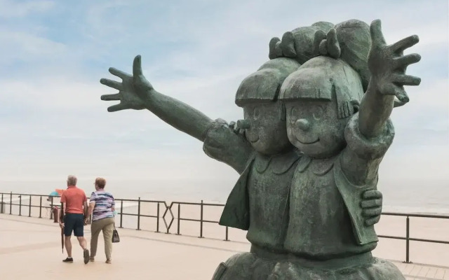 Studio on 5th Floor by the sea