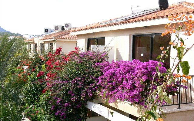Tavros Hotel Apartments