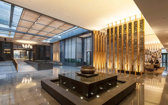 Cheery Dragon Canal Hotel Hangzhou