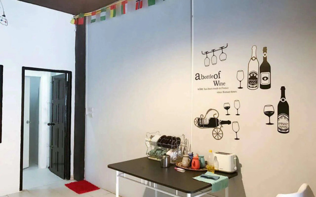 The Galiness Backpacker Hostel Patong