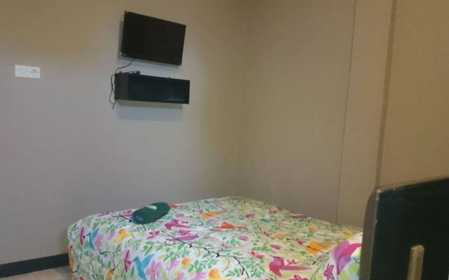 Café Johan Home Stay Senggigi