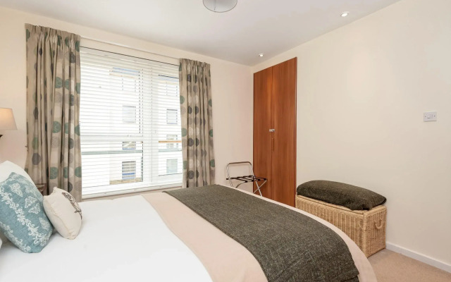 The Holyrood Road Residence - Rsa 120172