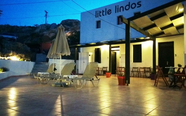 Little Lindos Sea View Studios