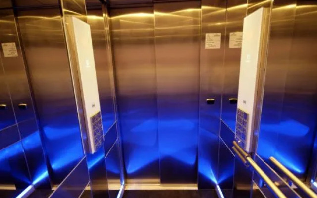 Adge Hotel & Residence