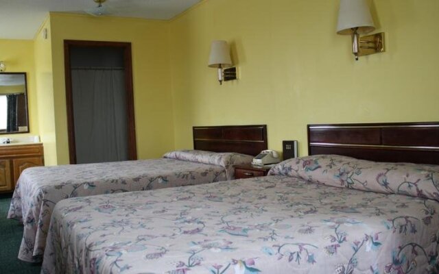 Colonial Inn