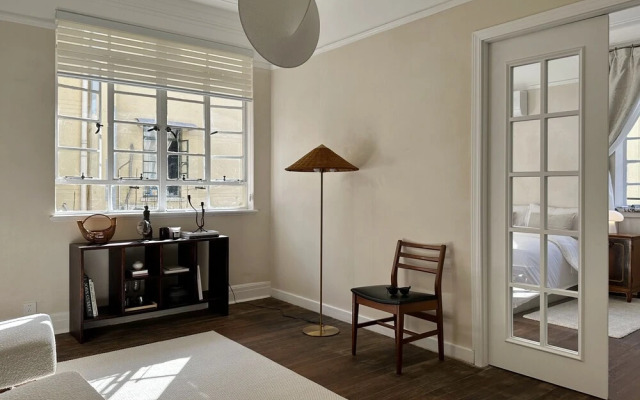 Shanghai Hills& Art Suite 15