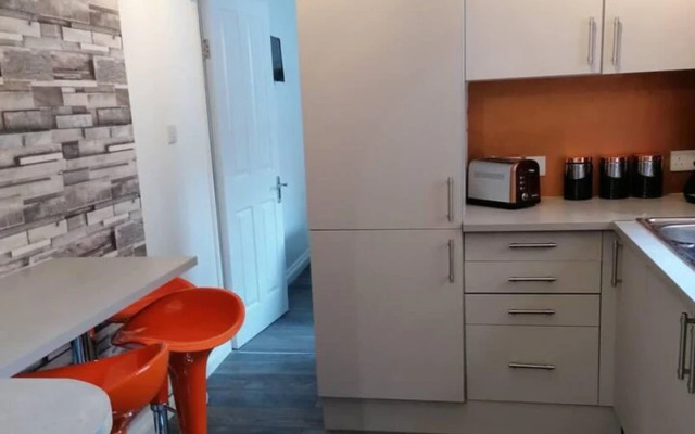 Pleasure Beach Apartment With Garden