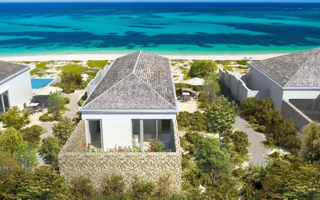 Sailrock South Caicos - Island Hop Flight Included