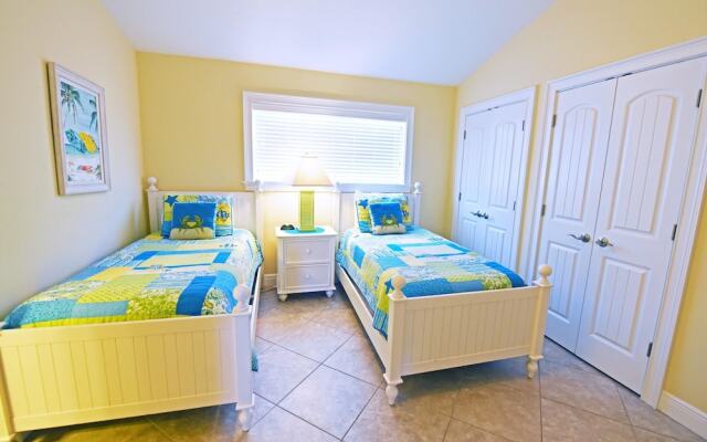 Blue Water View Apartment 6