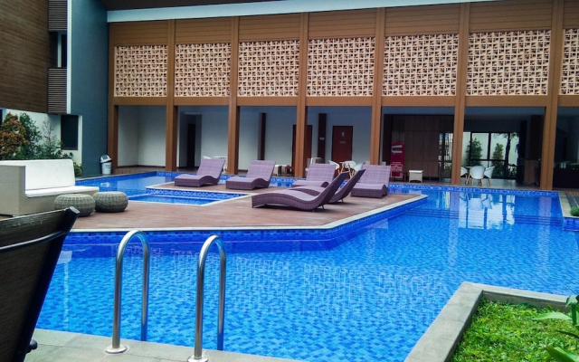 Fully Furnished 1br at Asatti Apartment