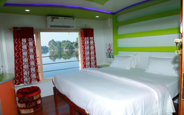 Beachparadise  Daycruise houseboat