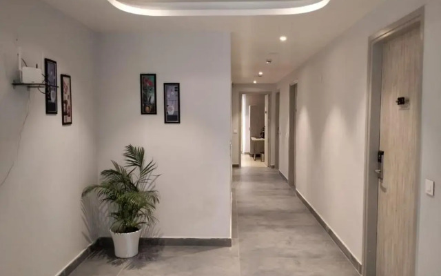 Hotel Kailash Plaza