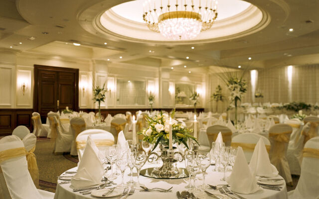 The Keadeen Hotel