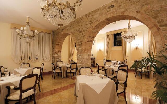 Borgo Pilotti Hotel & Restaurant