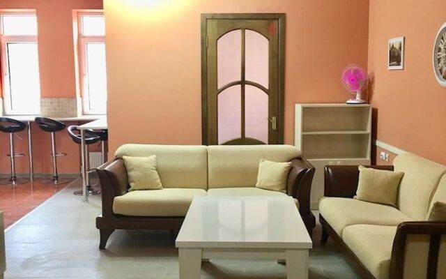 Flat1 - Hostel