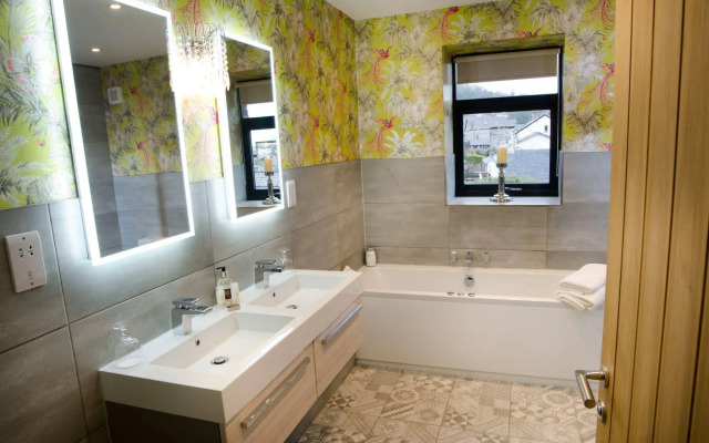 Grange Boutique Hotel