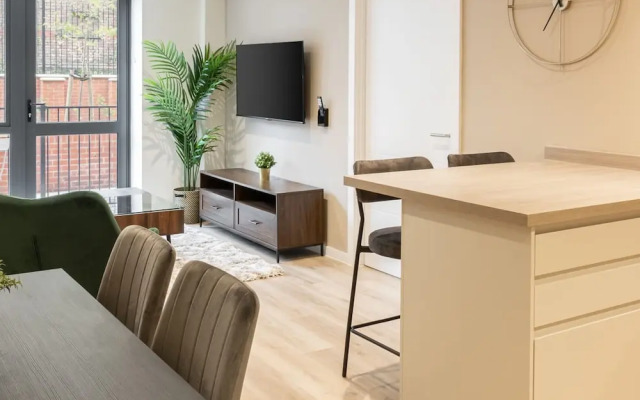Host Stay Richmond Place 002