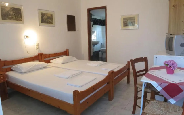 Panagiotis Apostoloudias Rooms