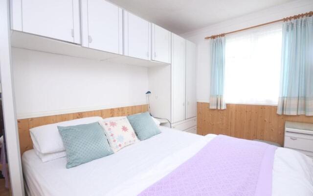 34D Medmerry Park 2 Bedroom Chalet