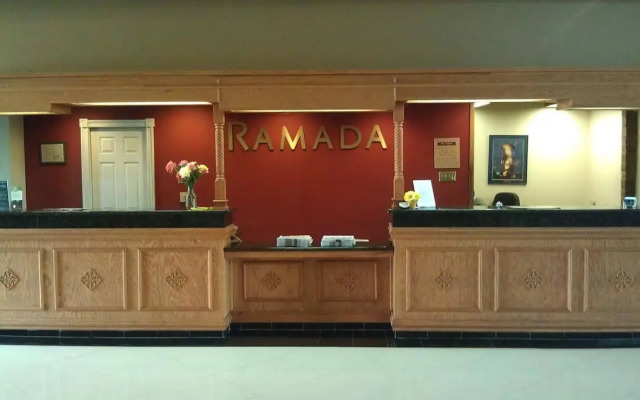 Ramada by Wyndham Fresno North