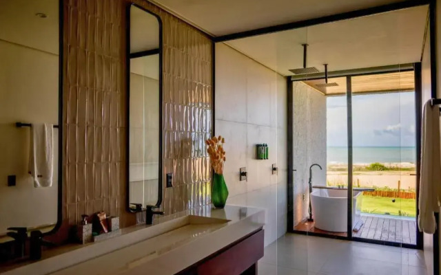 Nanii Hotel