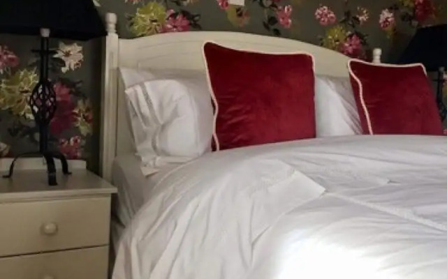Shores Country House Bed & Breakfast