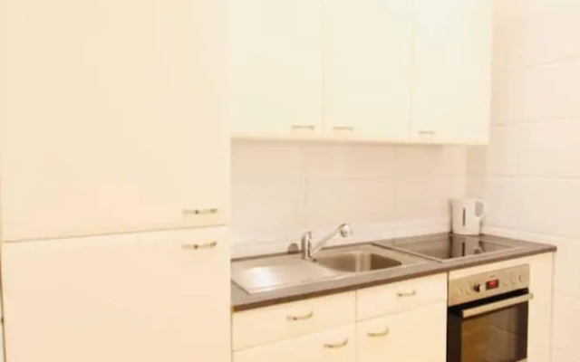 Cozy 5BR Apt 10min Walk to Augarten