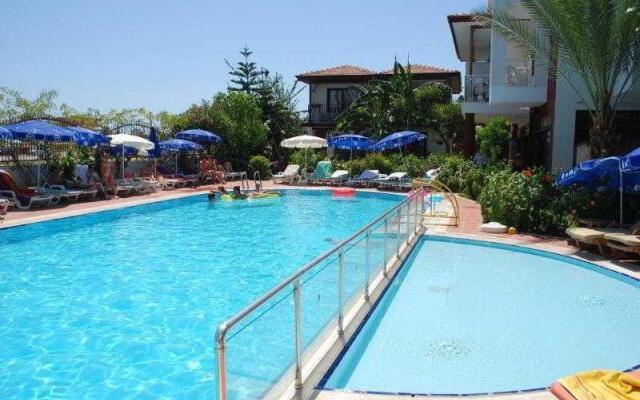 Side Elis Hotel