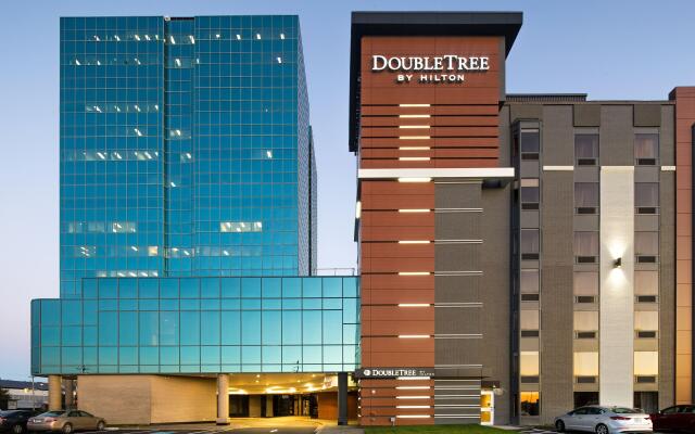 DoubleTree by Hilton Halifax Dartmouth