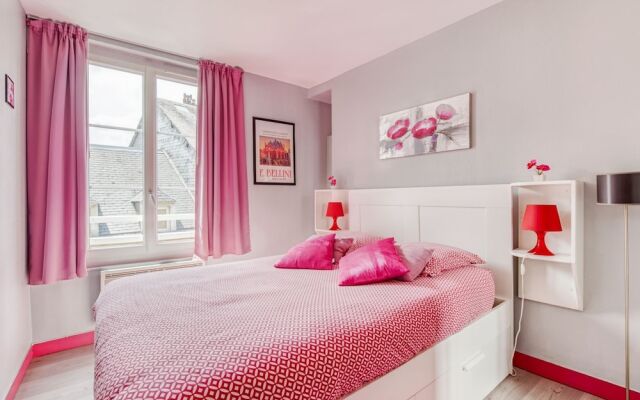 Cosy Studio Apartment in Honfleur near Harbour