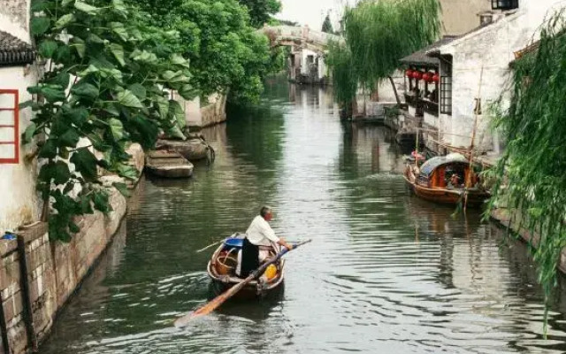 Yunlu Atrium Xixiangli Homestay (Kunshan Jinxi Branch)