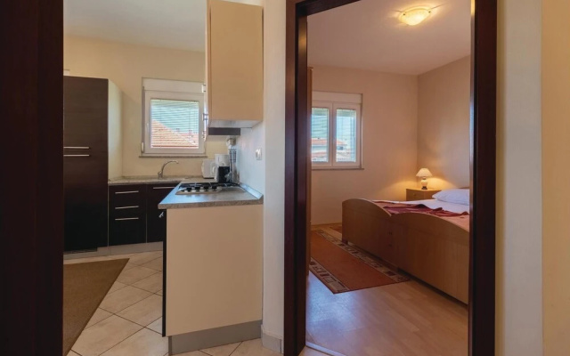 Beautiful Home in Zadar With Wifi and 2 Bedrooms