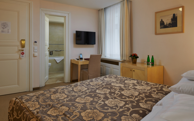 Ventana Hotel Prague