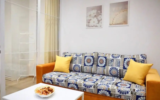 Spacious Peaceful Studio with Garden Patio