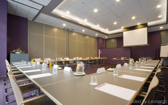 Leonardo Hotel Breda City Center